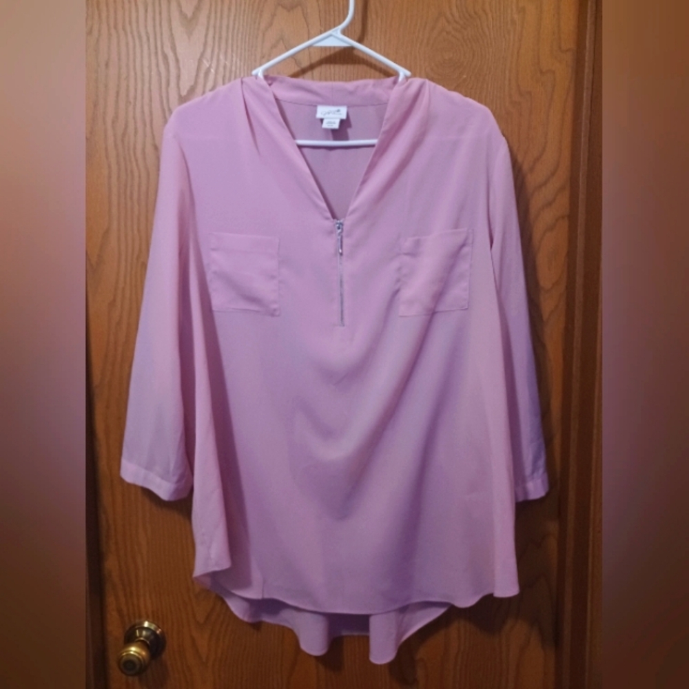 JACLYN SMITH sheer blouse